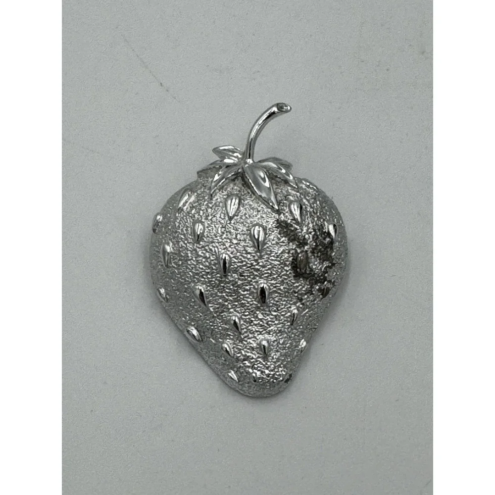 Vintage Jewelry SARAH COVENTRY Strawberry Pin Brooch Silver Tone